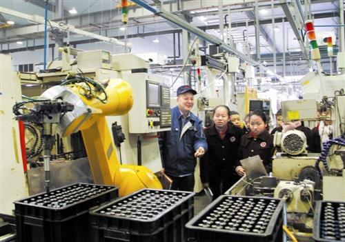 小學生走進企業 感受&ldquo;智能制造&rdquo;